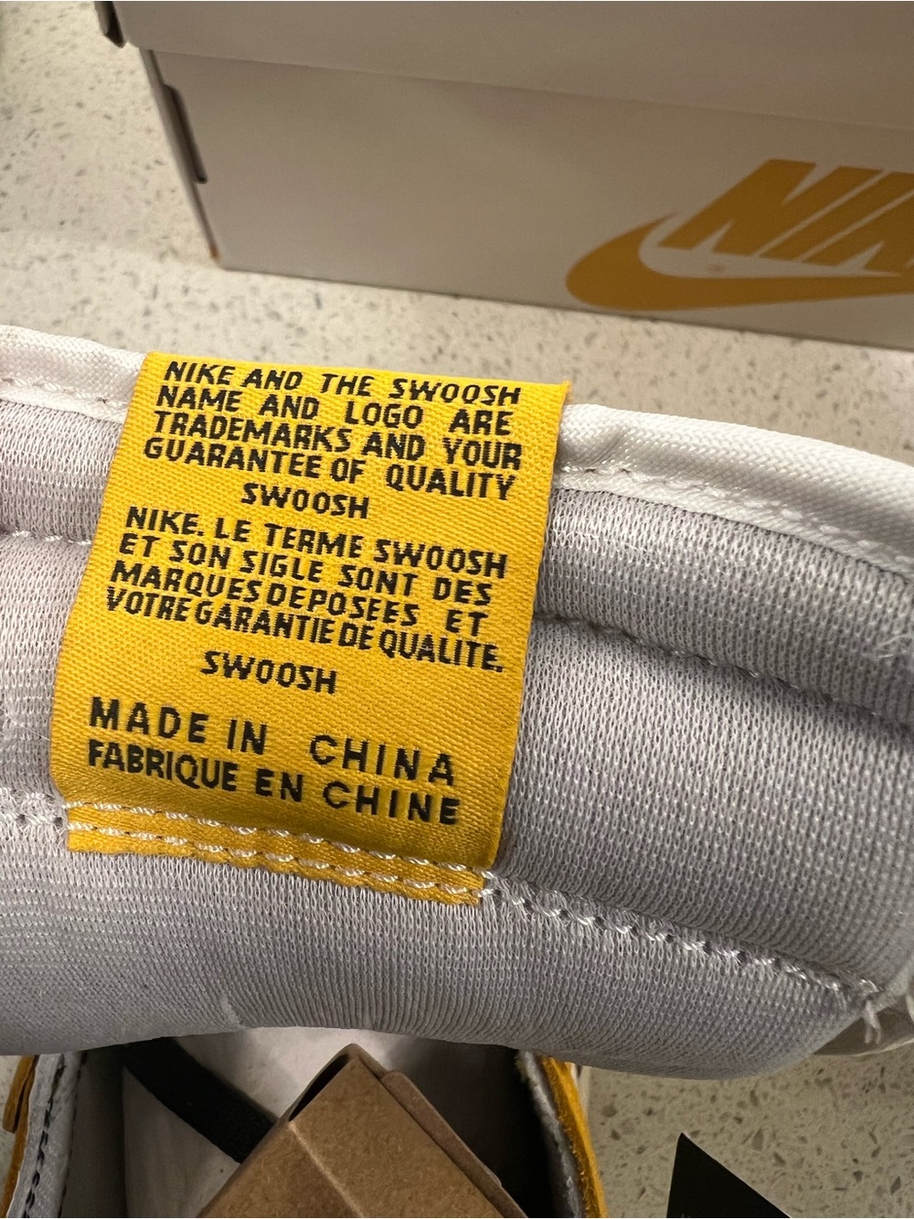 Nike Size-7.5Mens Air Jordan 1 Retro High OG Shoes - Yellow Ochre - Picture 3 of 5
